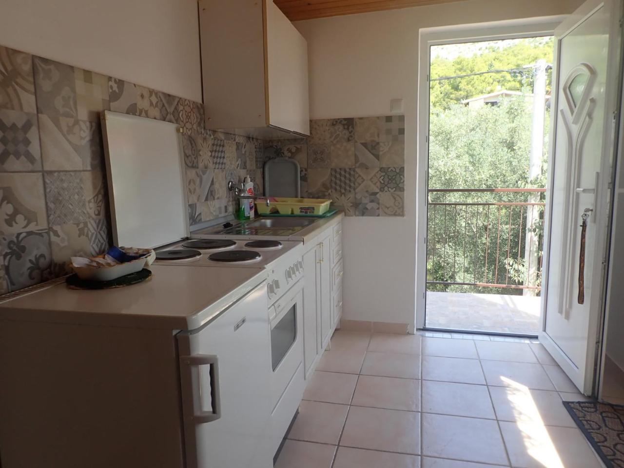 Apartments Velebit Starigrad Paklenica Exterior photo